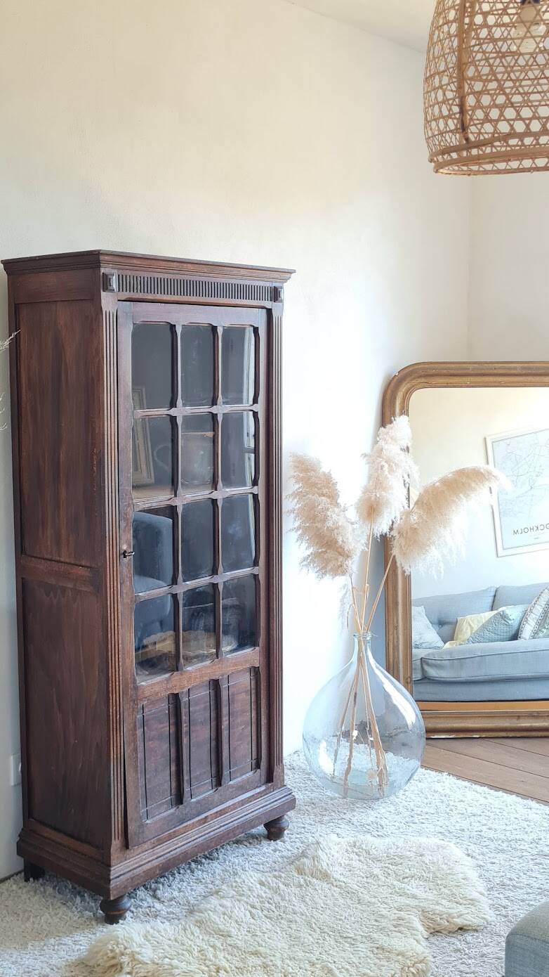 Glass-fronted Parisian wardrobe