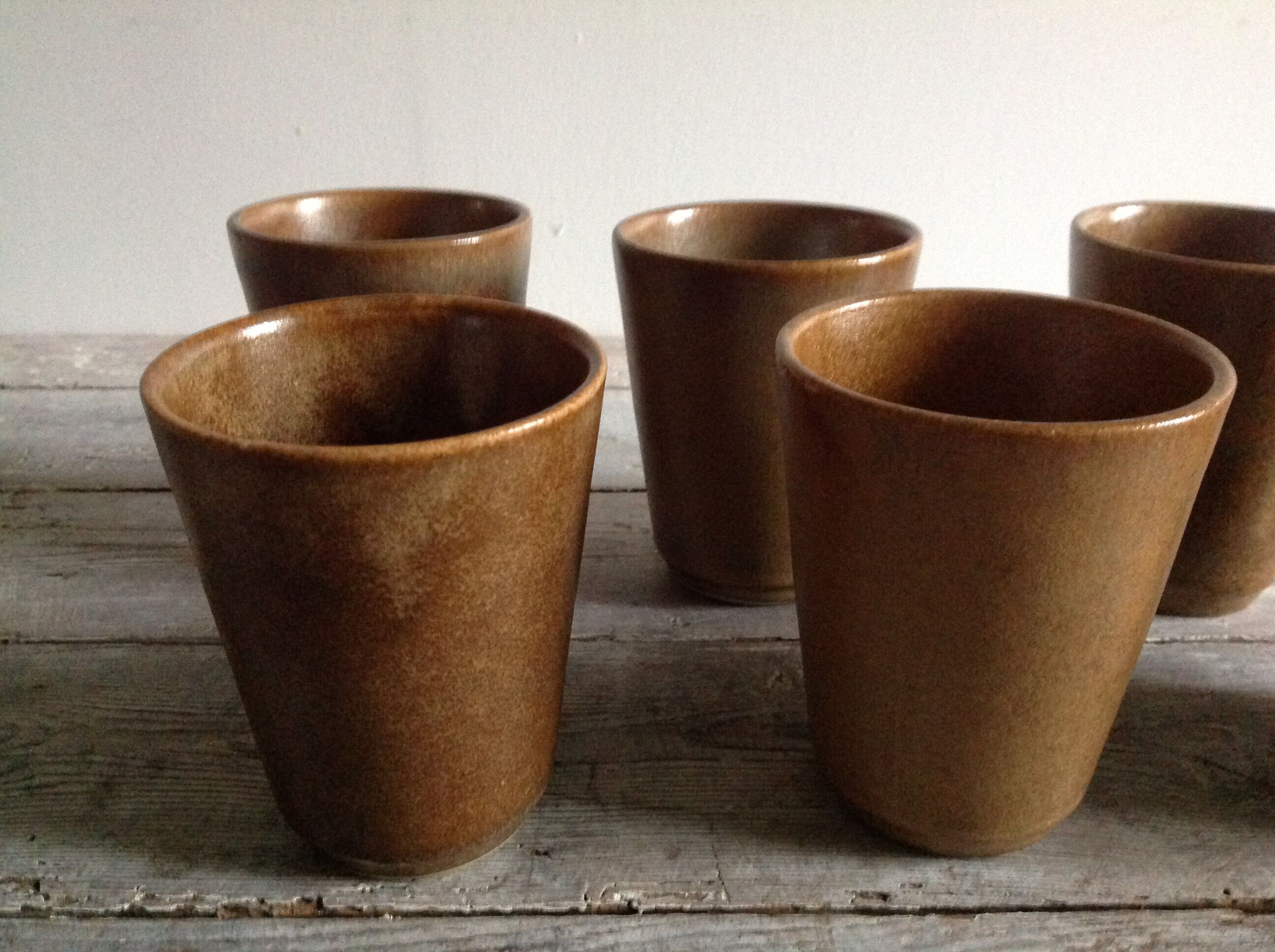 Series of 6 sandstone cups