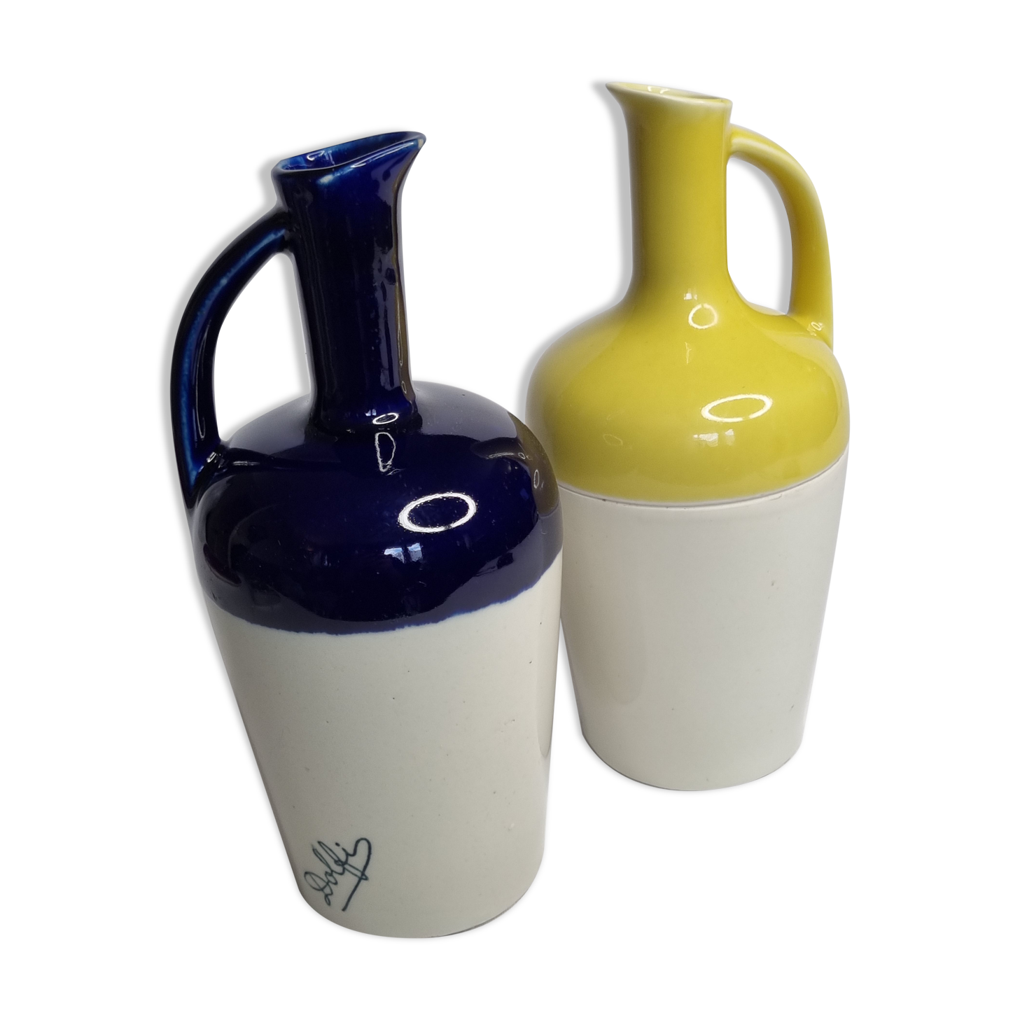 Two decanters "Dolfi", cobalt blue and yellow, 23 cm