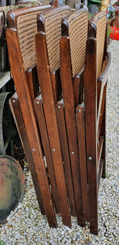 4 vintage wood and canning folding chairs