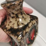 Small delicious ceramic table lamp, Danish and estimated from the 1970s.