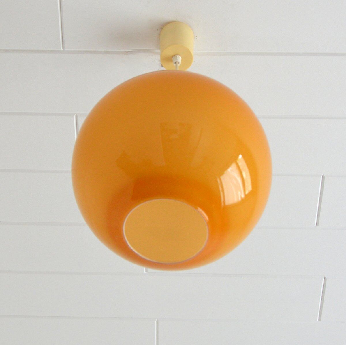 Suspension opaline orange vintage design 1970s