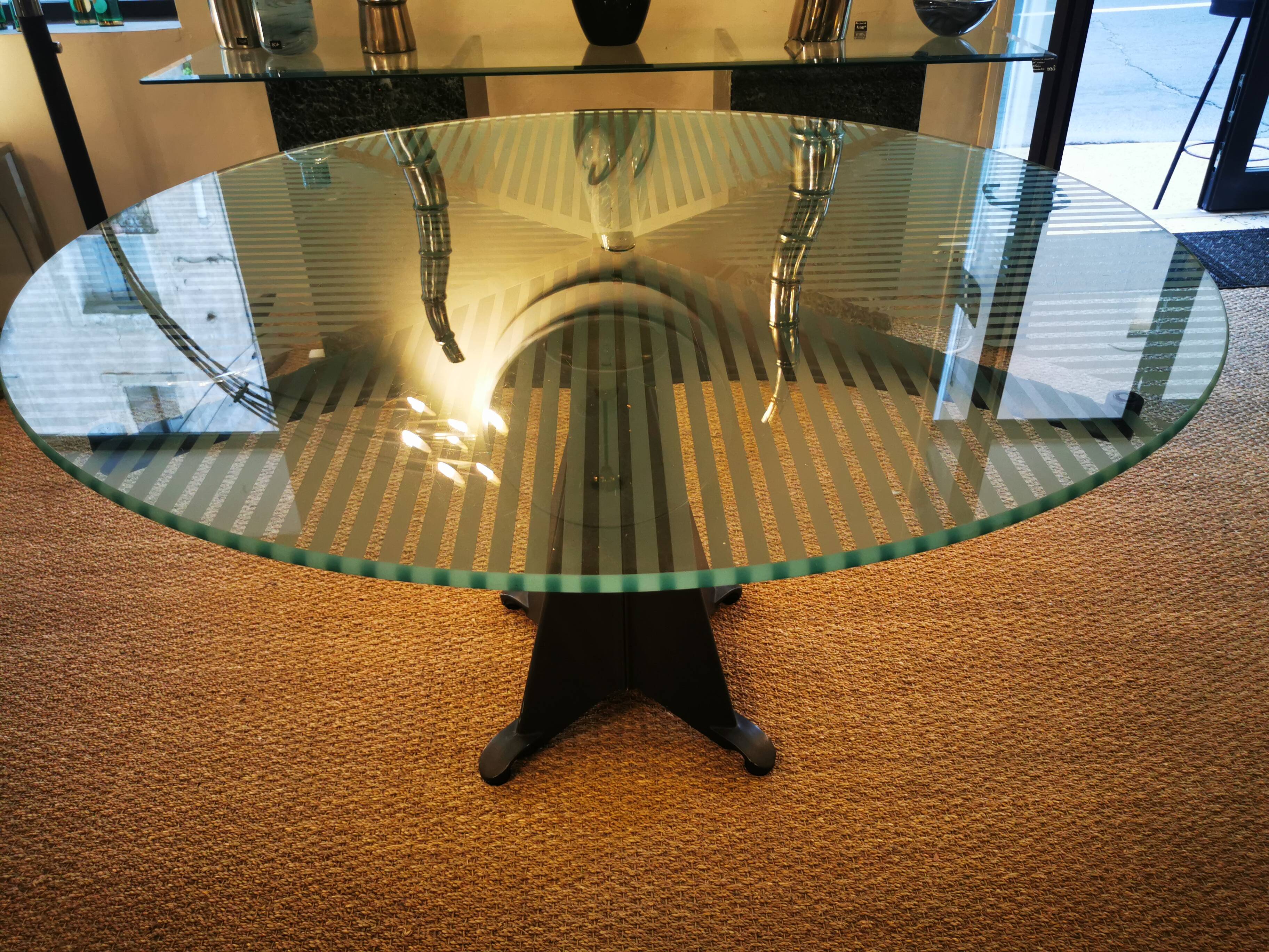 "Alada" designer dining table, Oscar TUSQUETS - 1980s