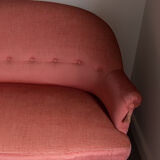 Old pink toad bench