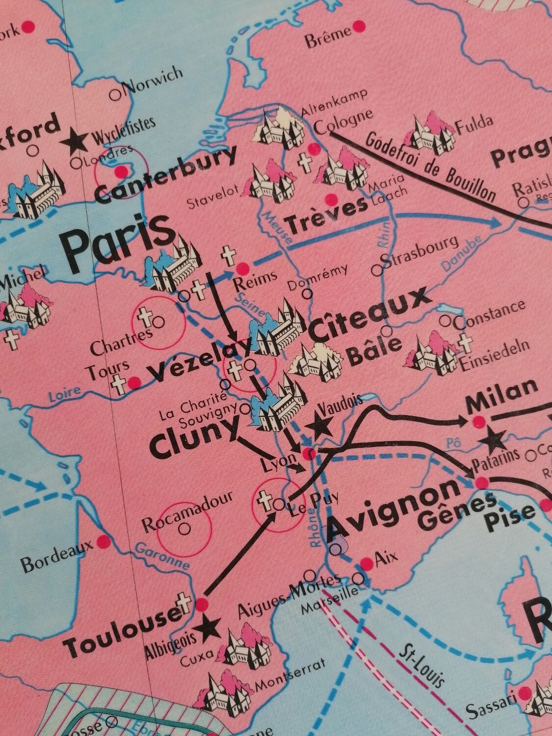 Old MDI History Map: The Crusades-Cultural Centres in France