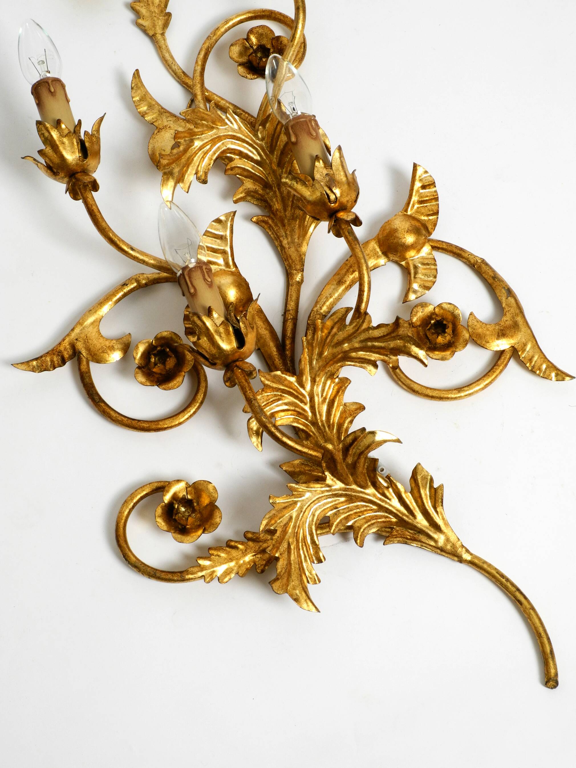 XL 1960s Italian gold-plated wall lamp with four sockets | heigh 80ccm