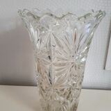 Vase en cristal taillé