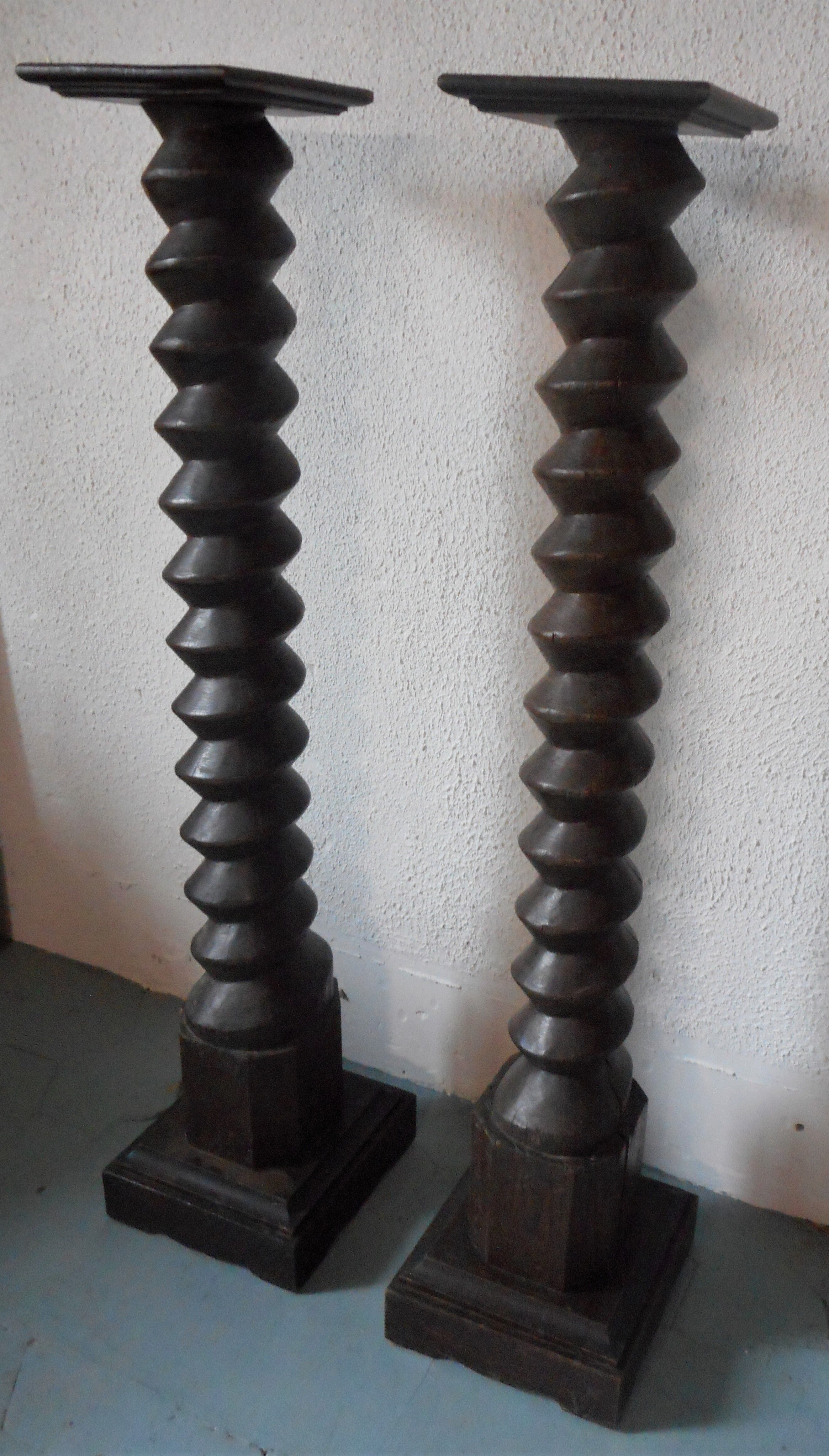 Pair of press screw harnesses