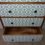 Dresser to the 1940s