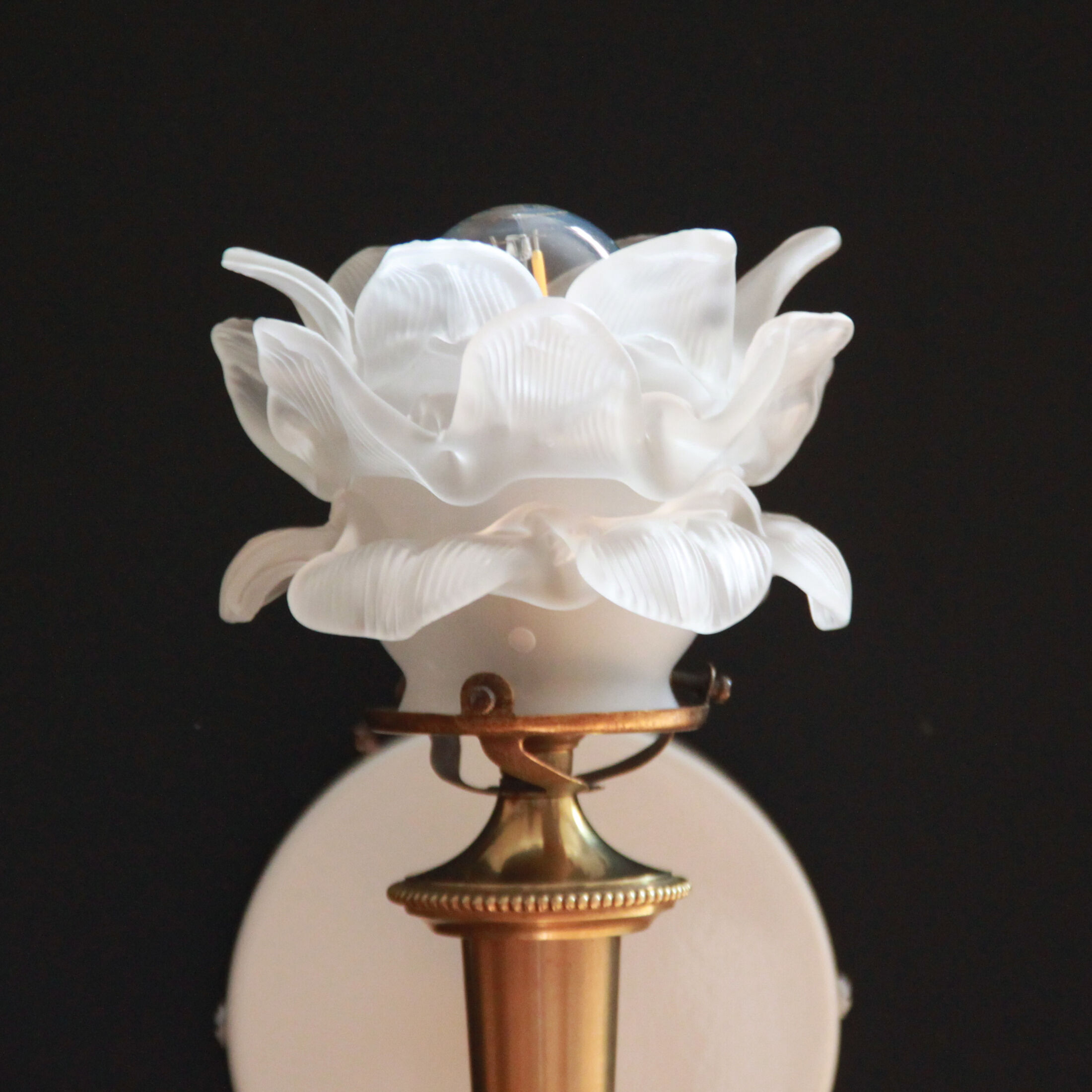 Wall apply torch torch brass tulip pink flower light empire pine cone