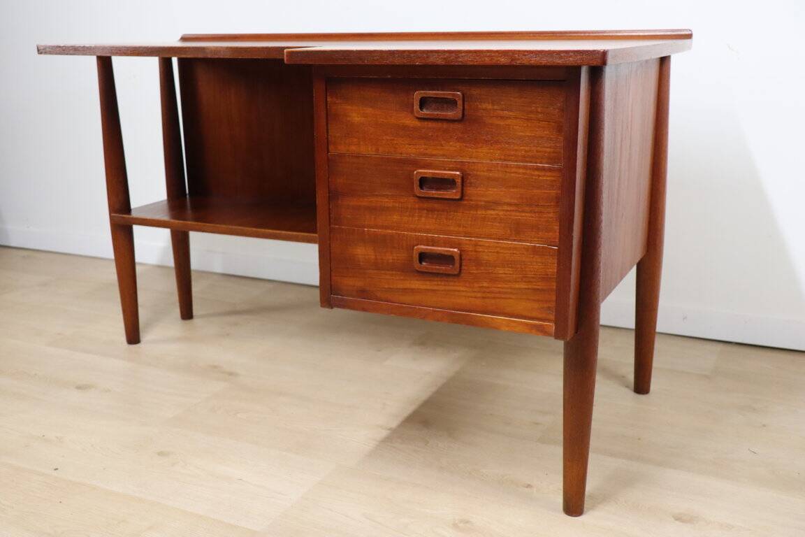 Scandinavian "Boomerang" teak desk - 1960s