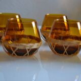 Set of 8 amber glasses & vintage rattan 1970