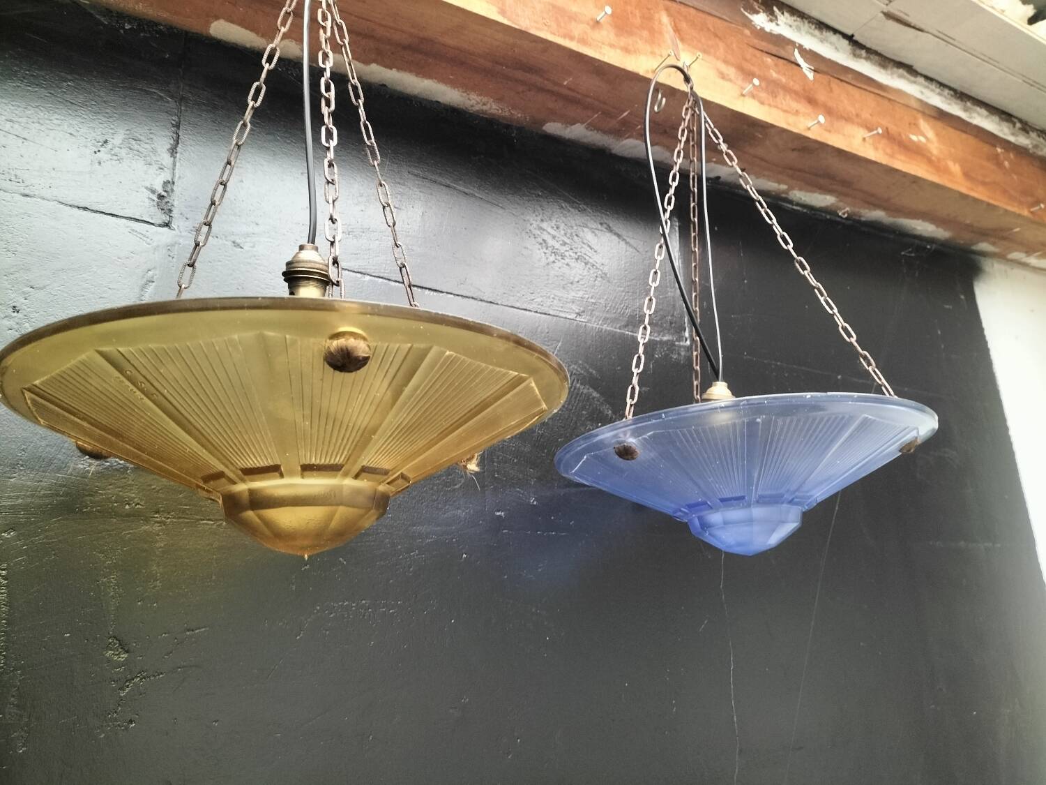 Art Deco glass suspensions