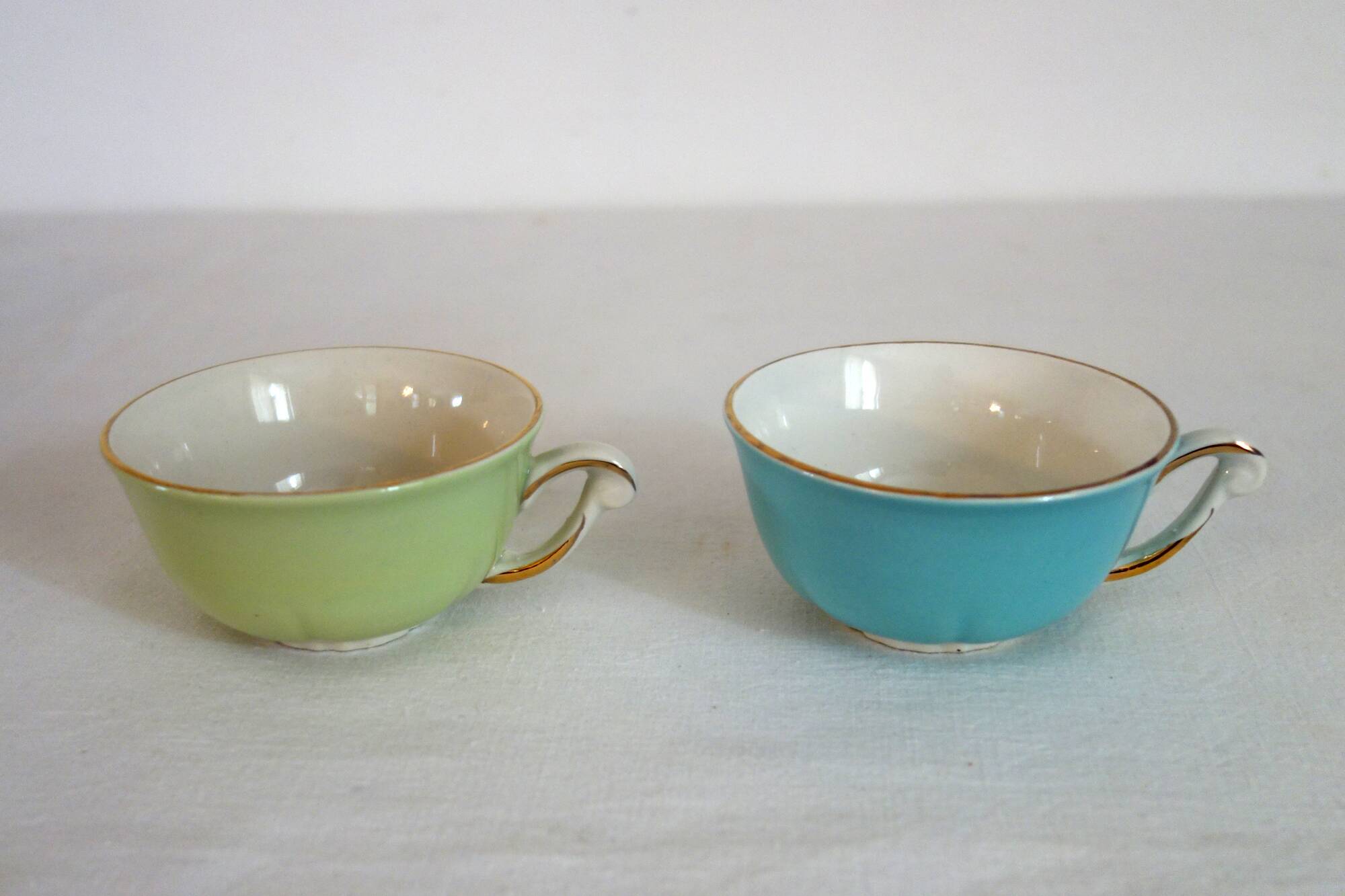 Set of 6 Saint Amand coffee cups, Trianon model, 1950s