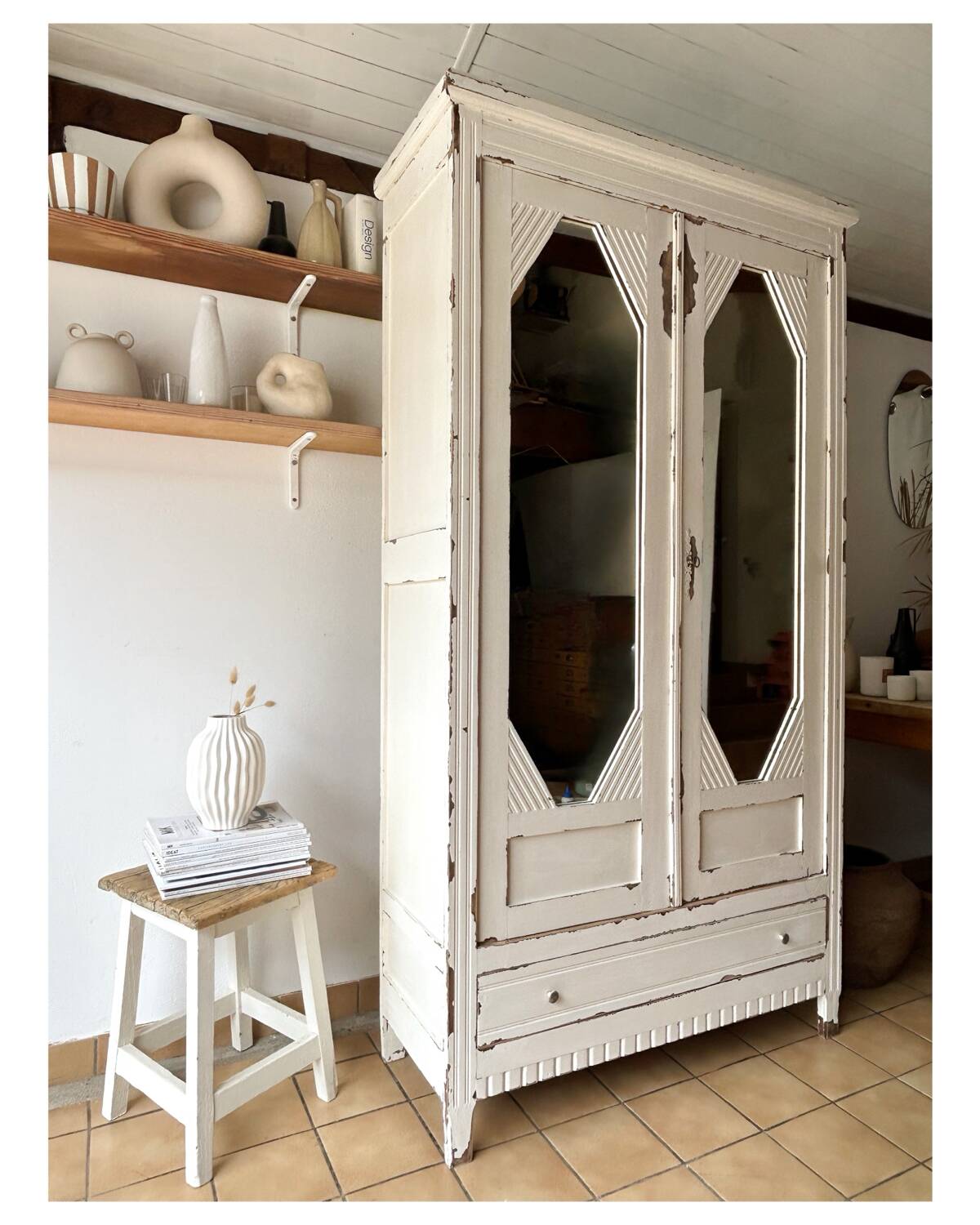 Armoire parisienne