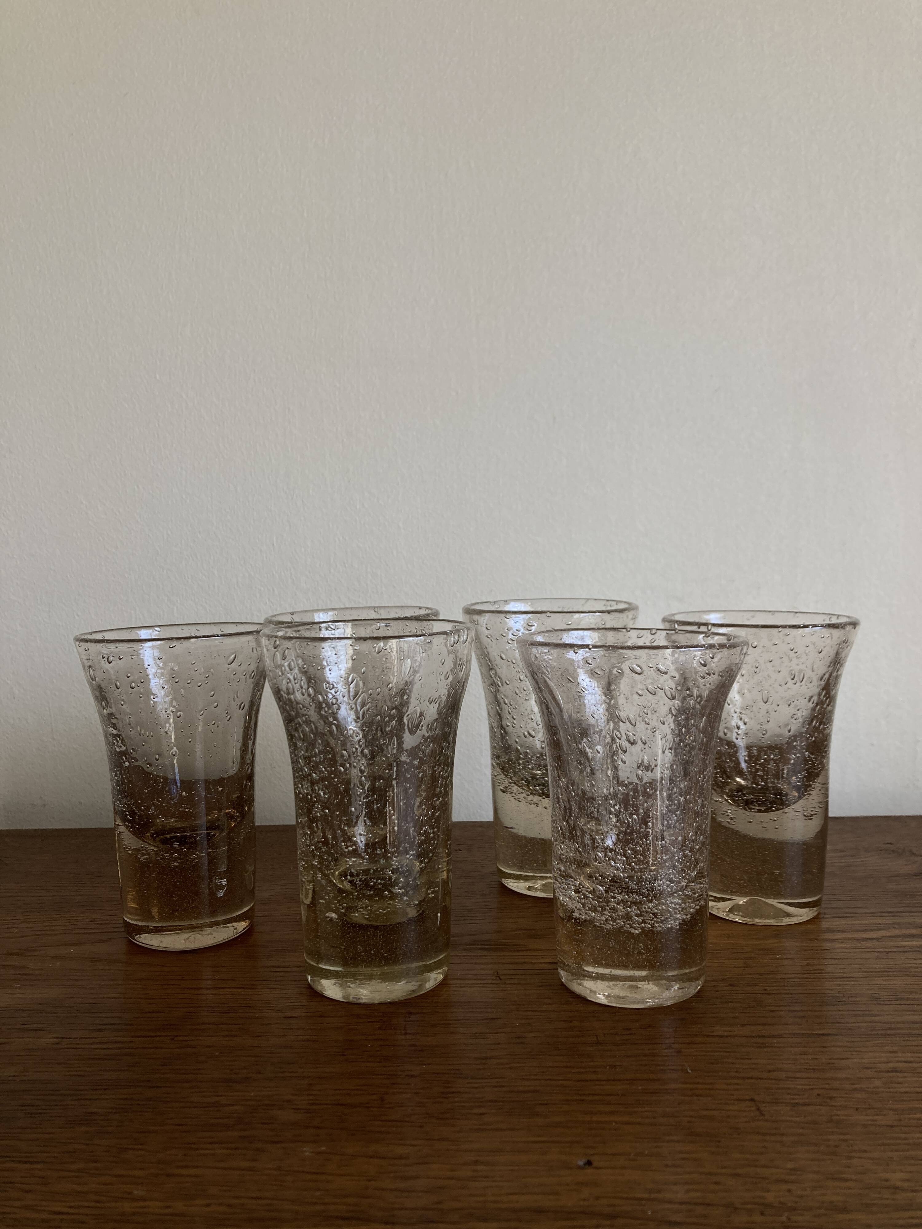 Set de 6 gobelets Biot rose des sables 1960 signés