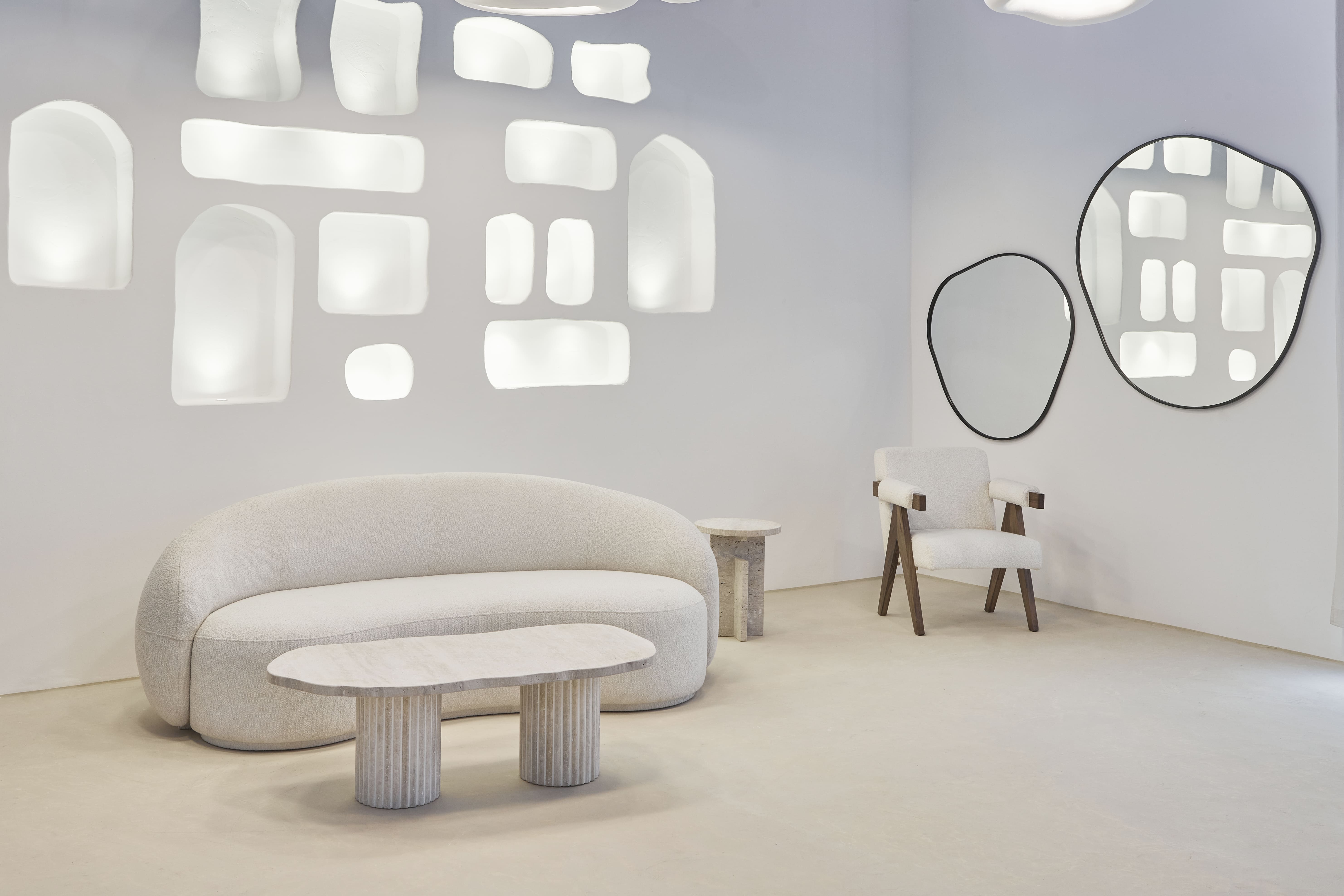 Natural travertine irregular coffee table Venus - 120x60cm