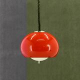 Suspension rouge Harvey Guzzini des années 1970 pour Meblo, Italie