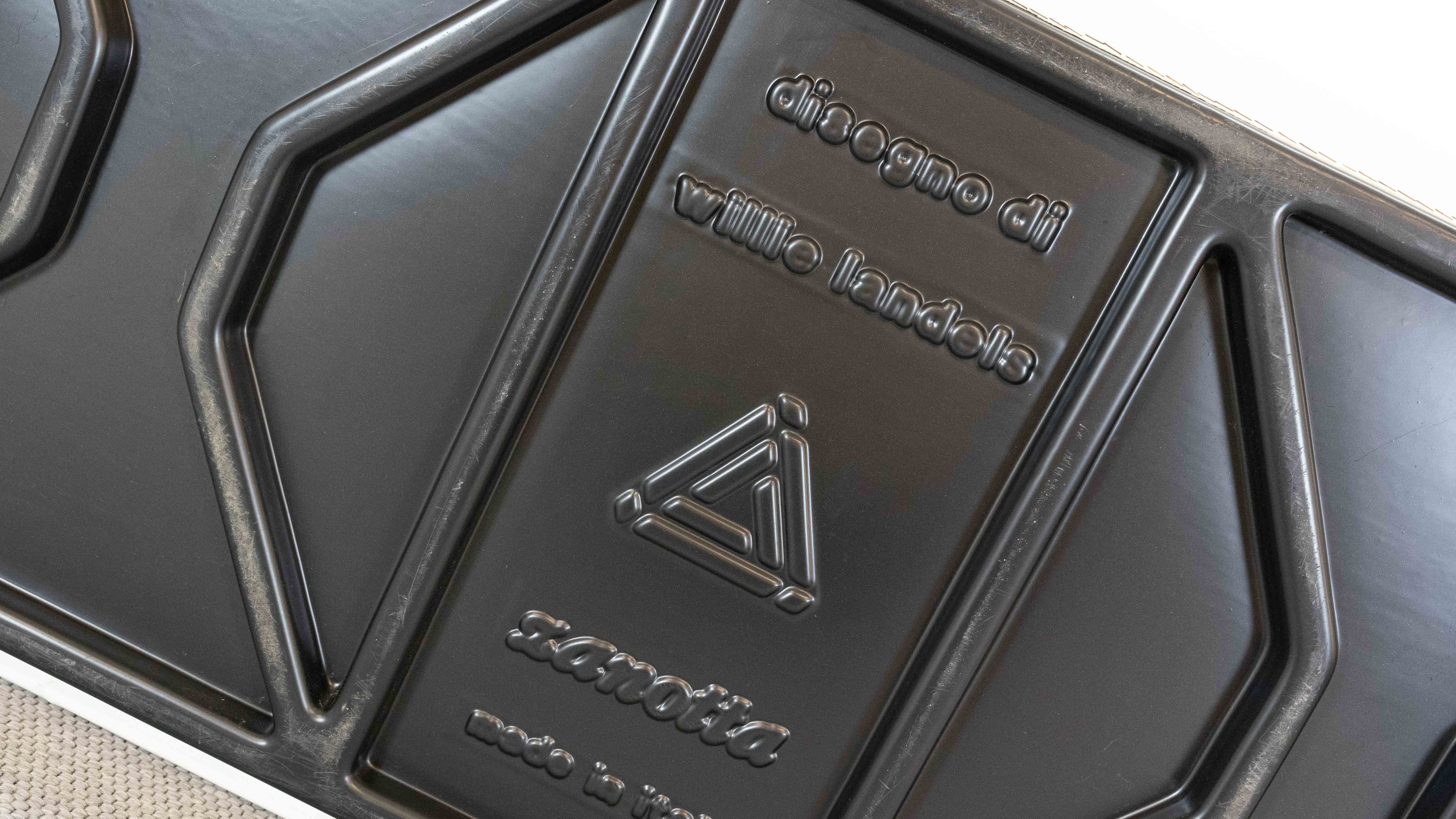 Throw Away sofa by Willie Landels for Zanotta 1965 in white vinyl