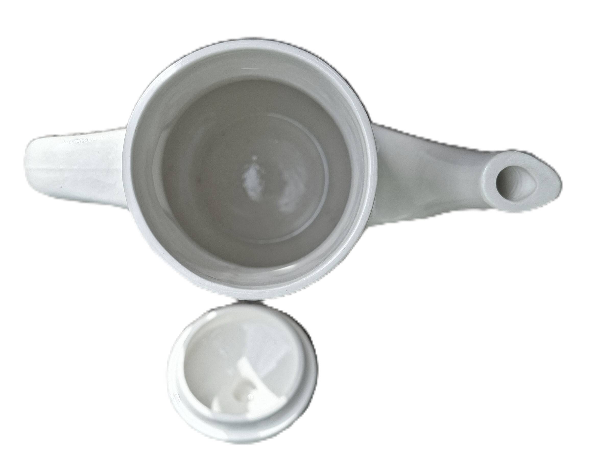 White ceramic coffee pot from Sarreguemines.
