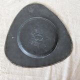 Dish, empty pocket in embossed pewter with cornflower decoration