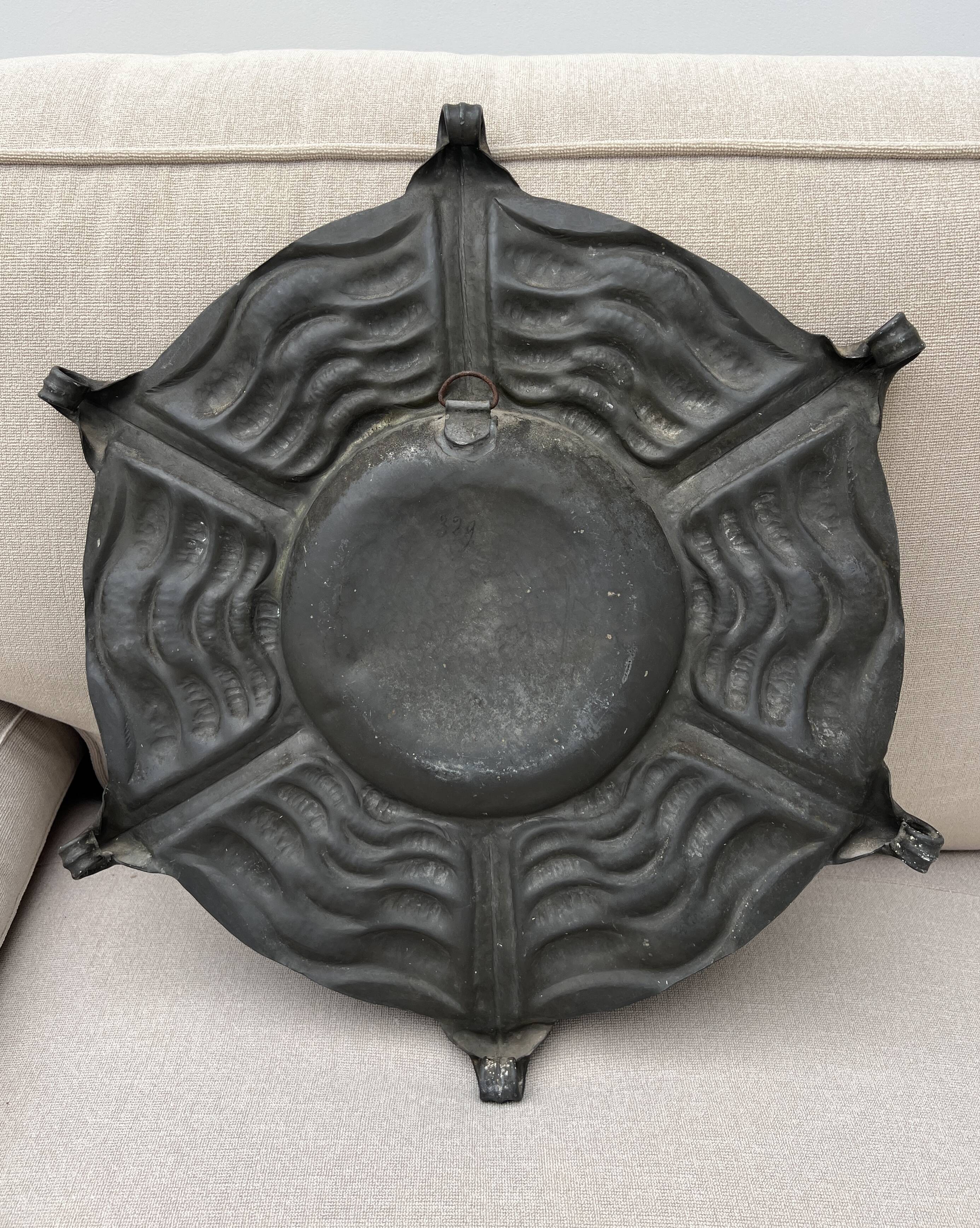 Repoussé Pewter Dish Alice & Eugène Chanal 1900/1925