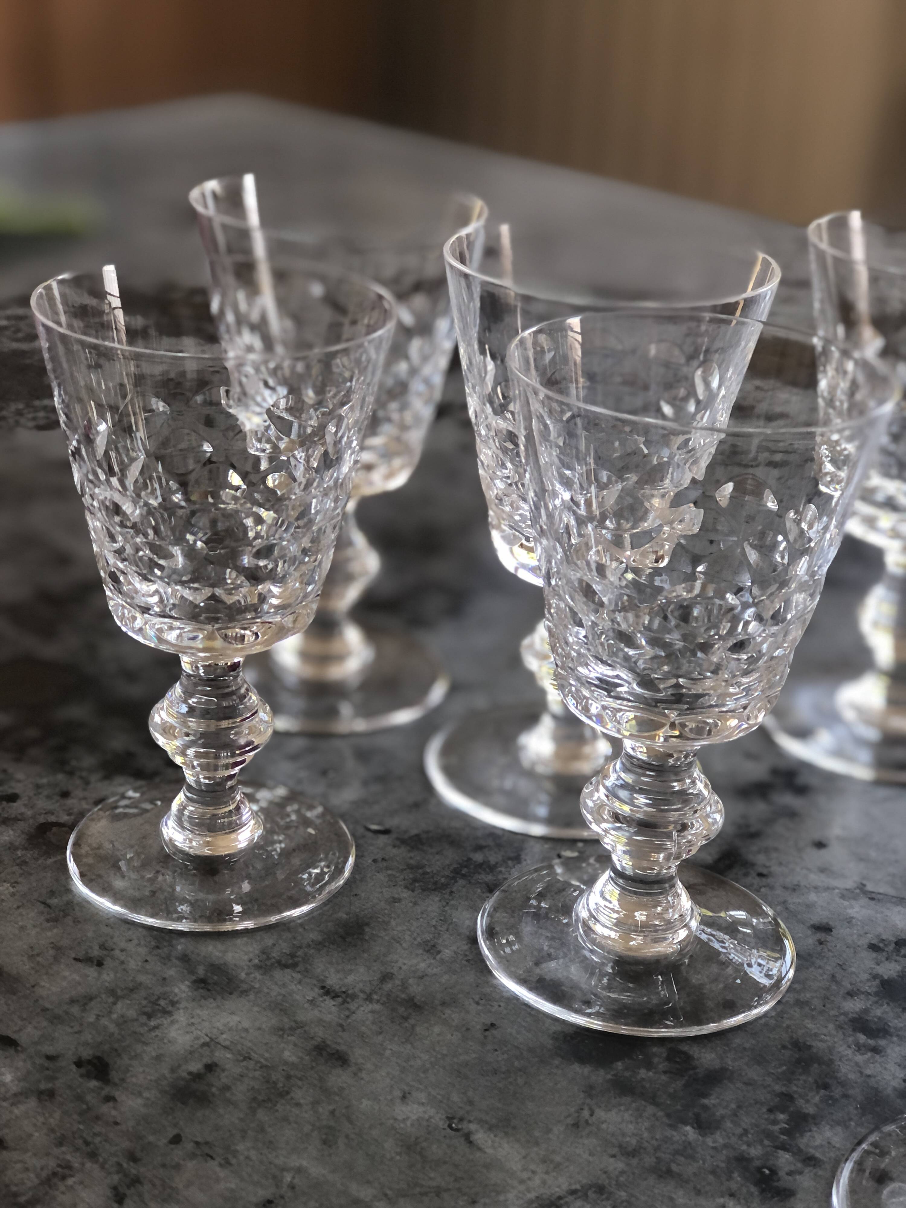 8 Chiseled glasses in old crystal
