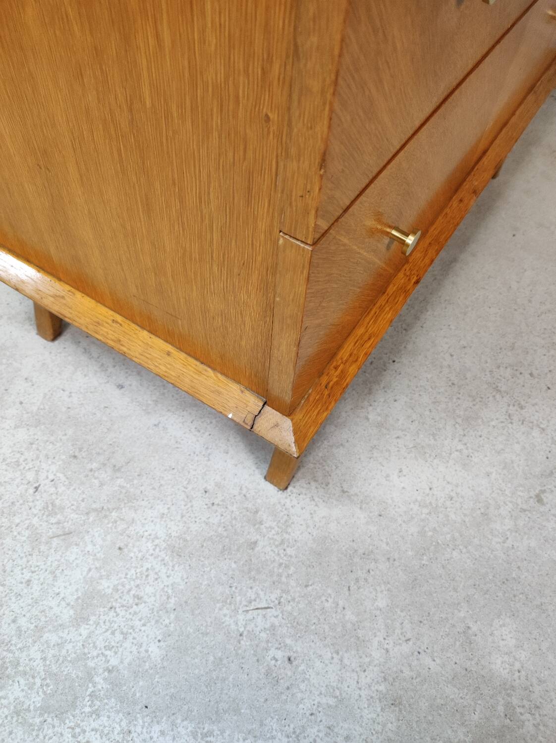 Vintage chest of drawers