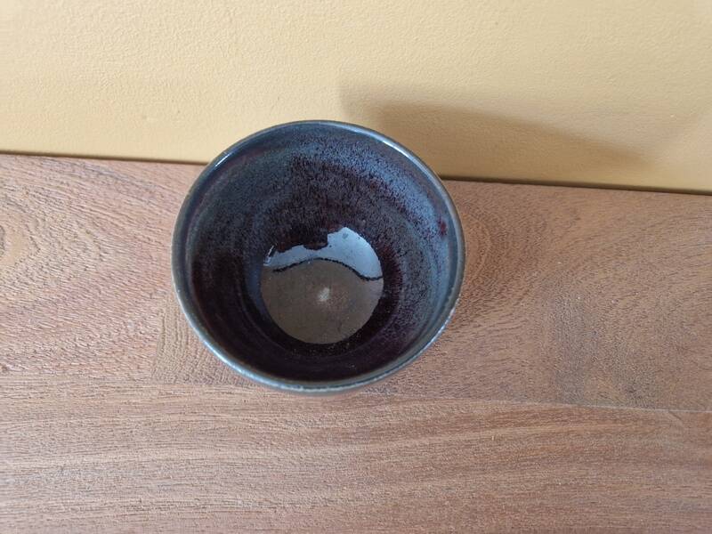 Paul Badié (Born in 1945) - Brown colored bowl - urn with red and gray highlights - In enameled stoneware