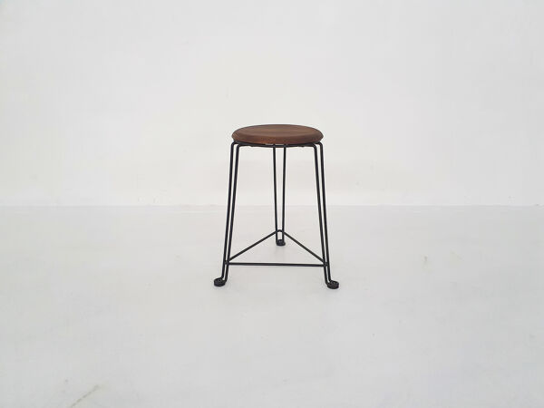 Tabouret en bois modèle 550 Tomado Pays-Bas