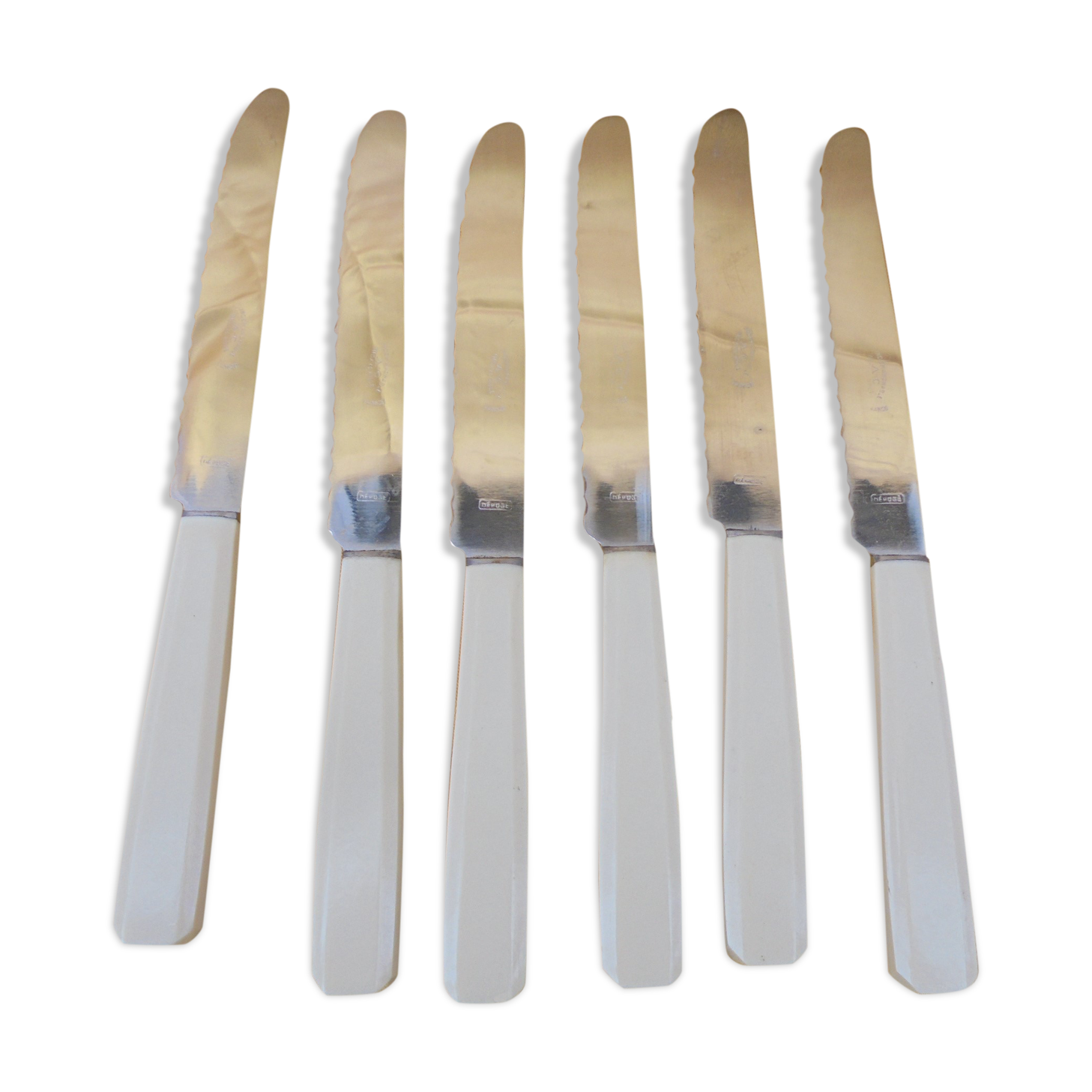 6 vintage knives bakelite handle