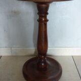 Pedestal table in solid wood walnut