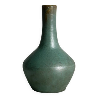 Vase en céramique vert émaillé