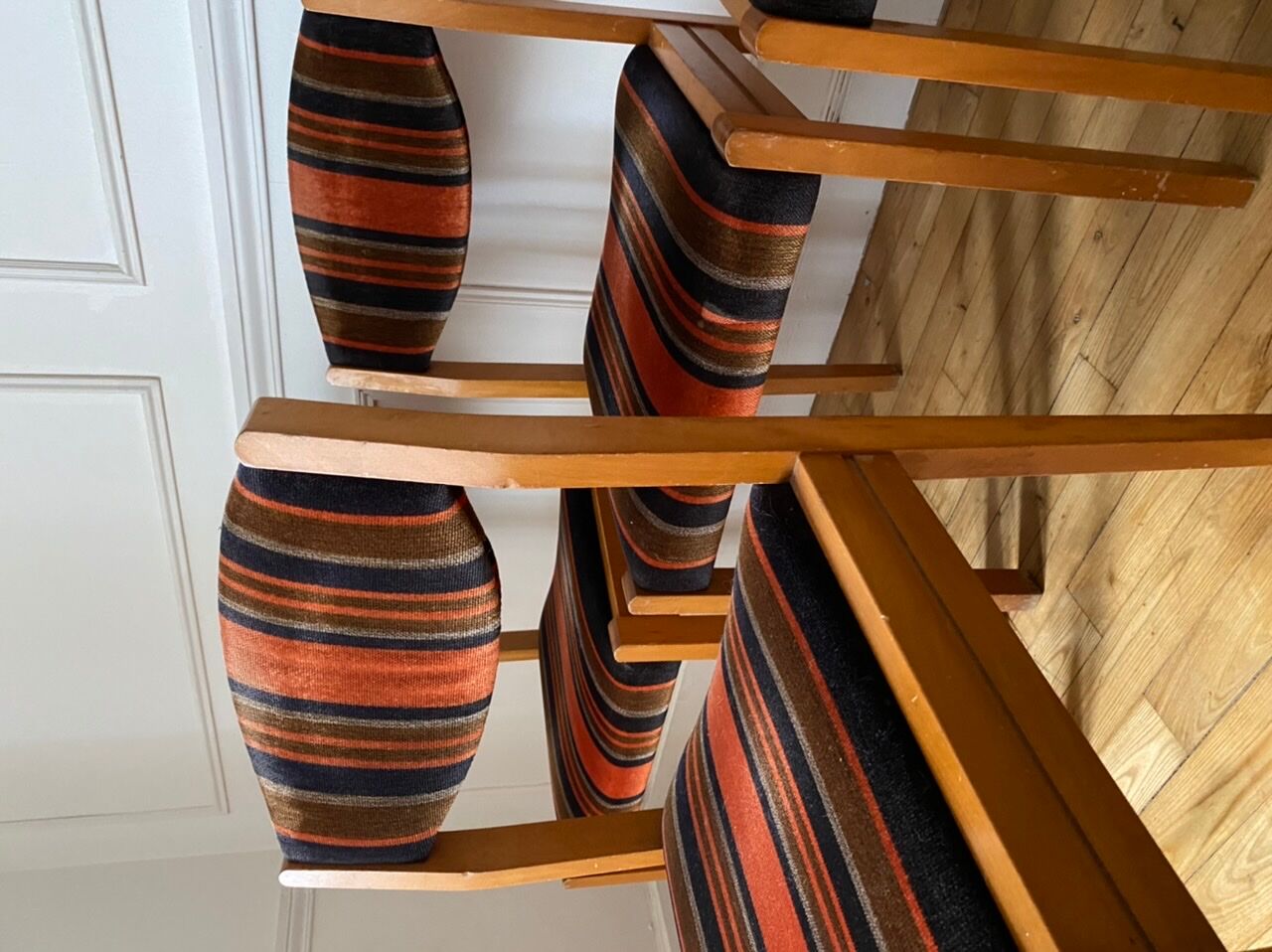 Set of 4 vintage chairs fabric and wood