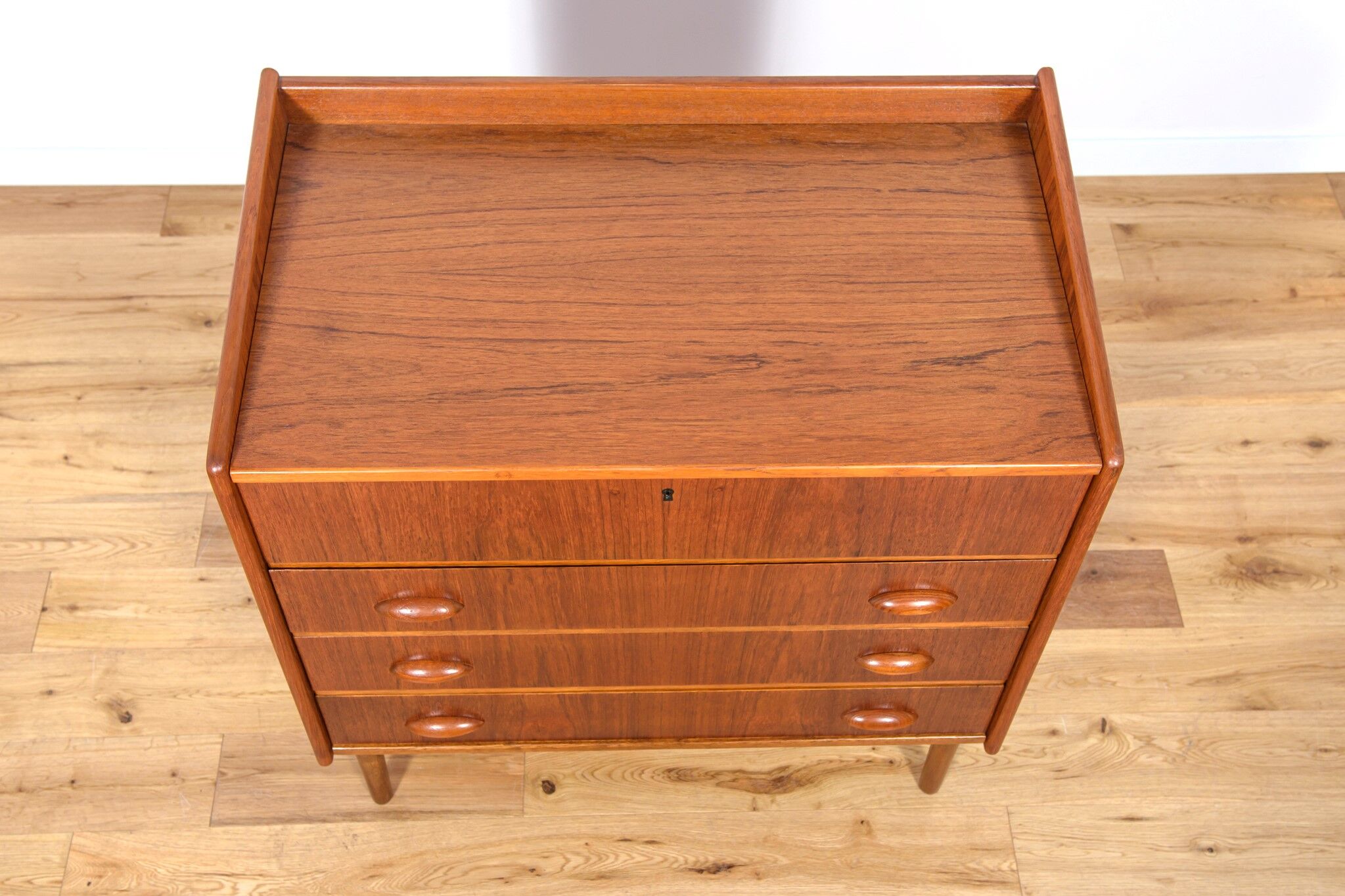 Coiffeuse danoise en teck du milieu du siècle, années 1960