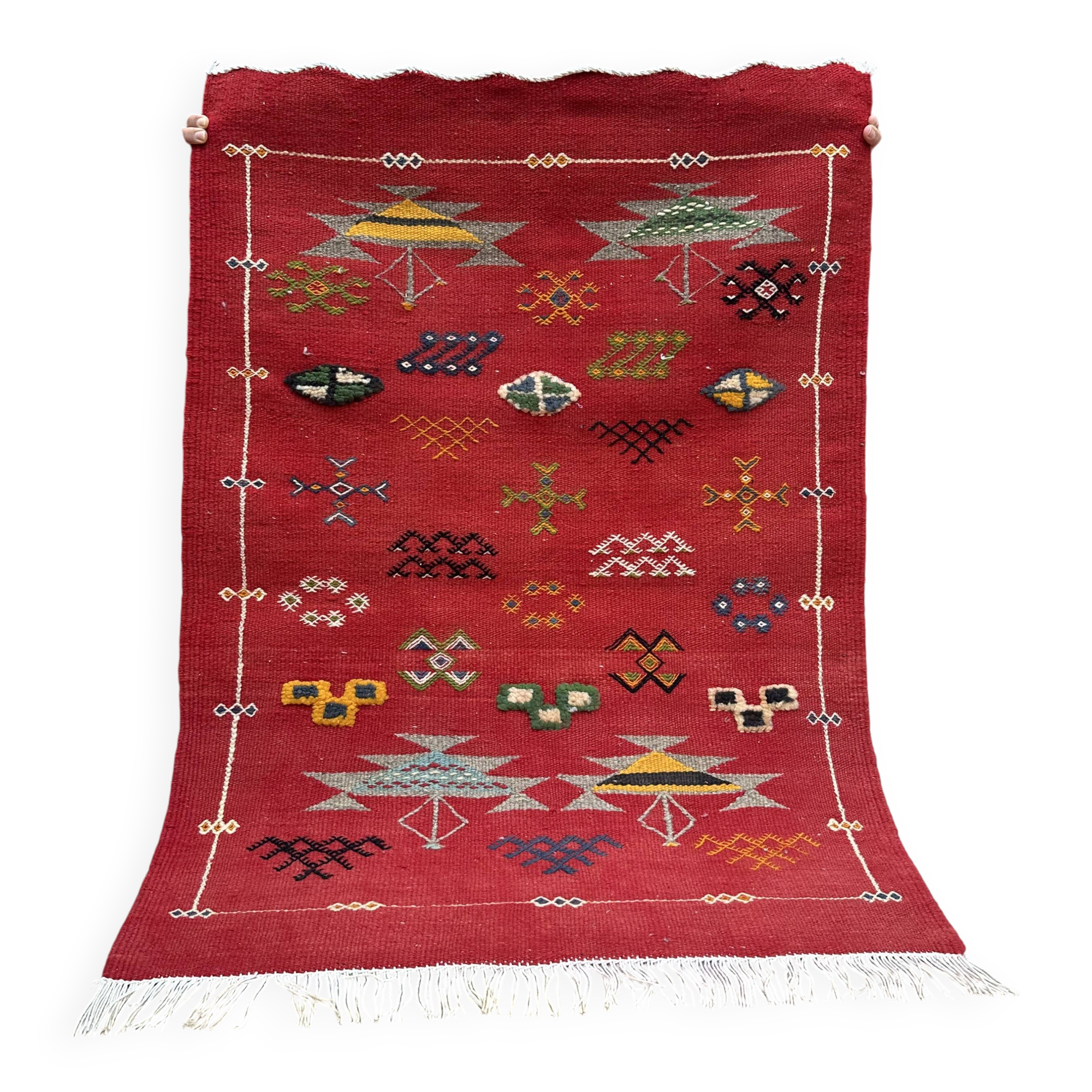 Moroccan red wool rug – Bohemian decoration for small spaces