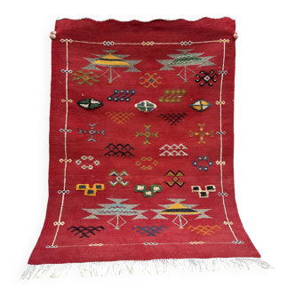 Moroccan red wool rug – Bohemian decoration for small spaces