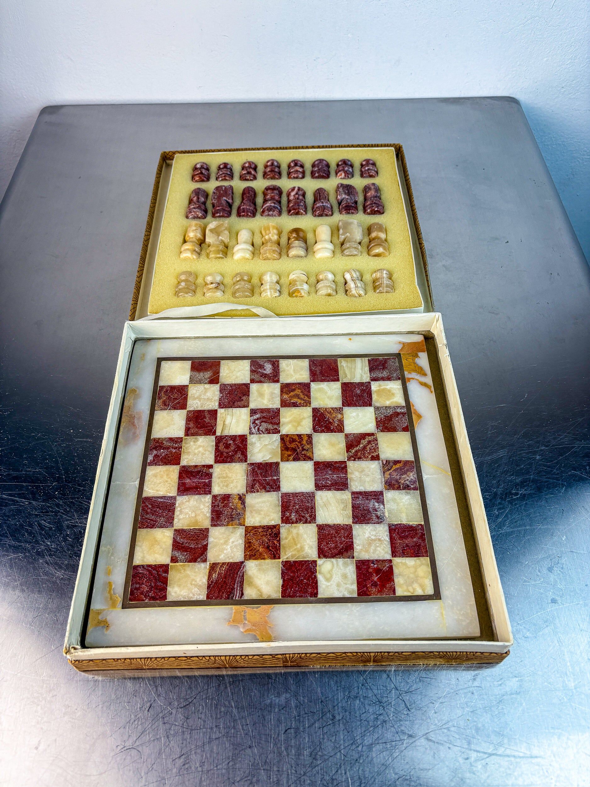 Vintage Italian genuine alabaster chess set with carved pieces, 1970s