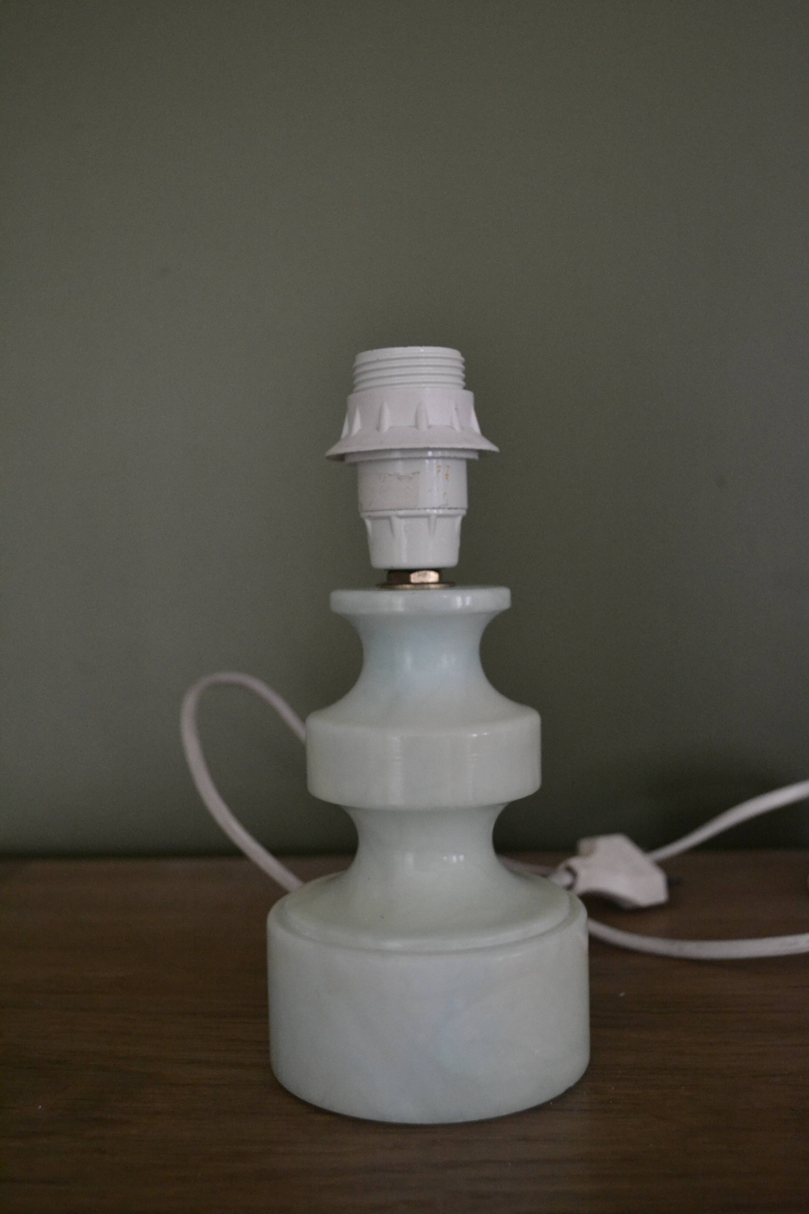 Bedside lamp in green marble