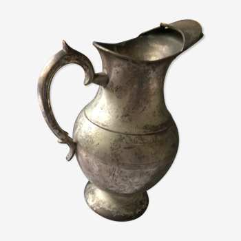 Silver pot