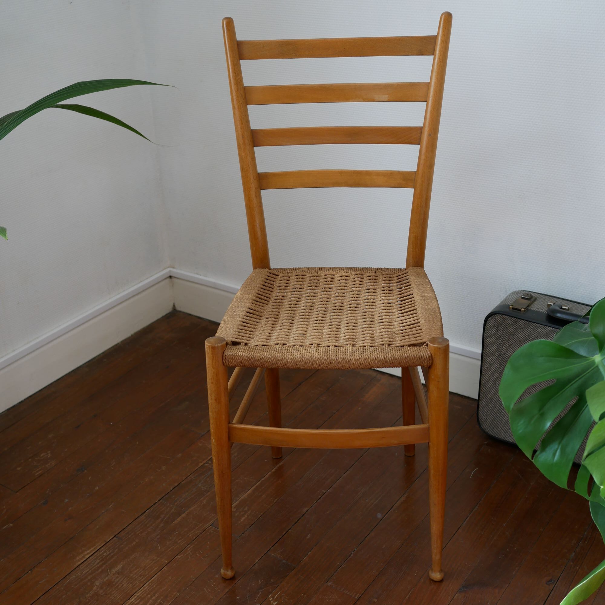 Chairs made of wood and rope