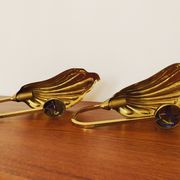 Set of 2 italian Mid Century Modern brass leaf shaped wall lamps by Tommaso Barbi