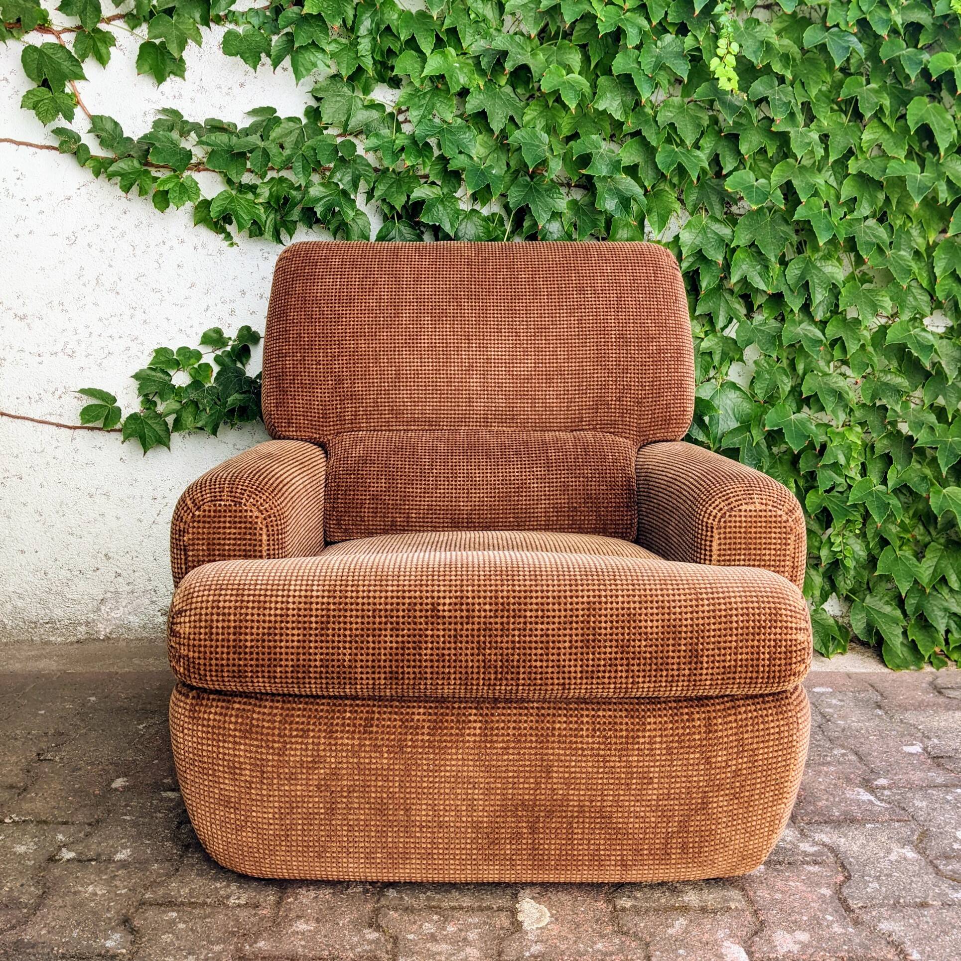 Corduroy armchair 70s
