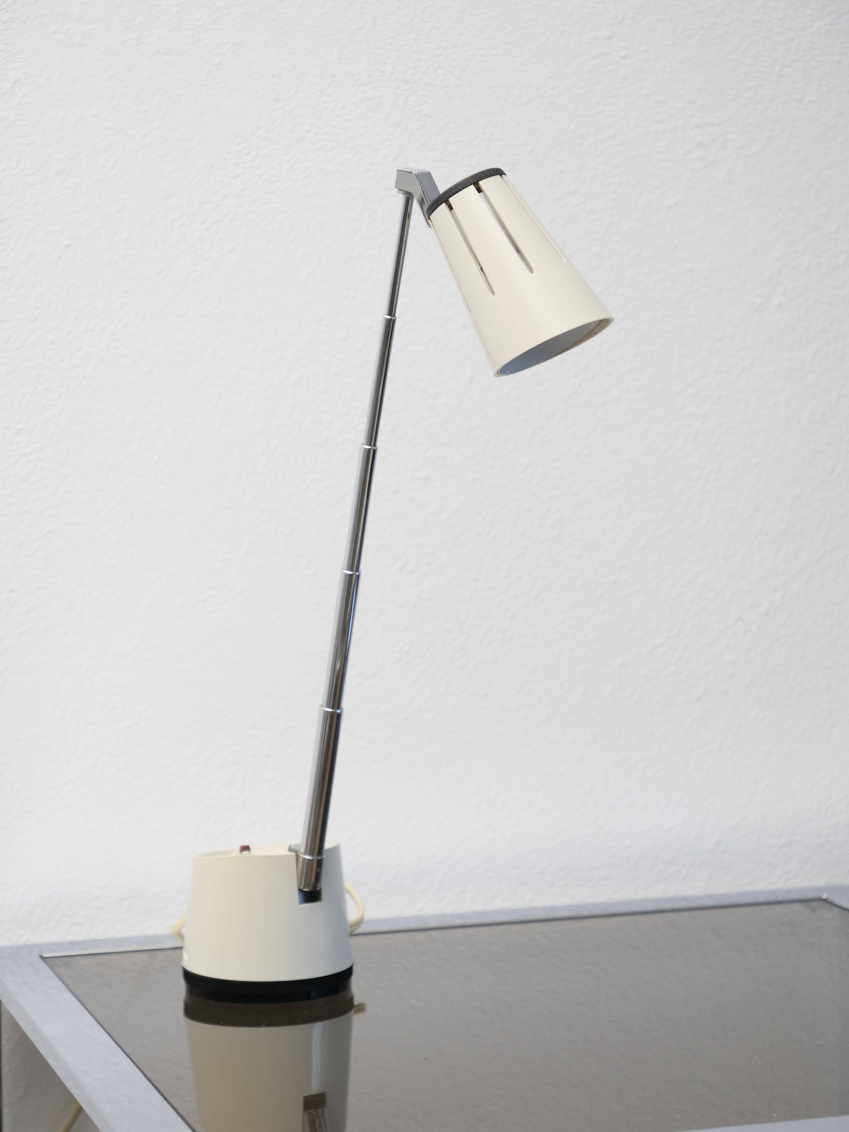 Lampe compacte telescopique lampette japan