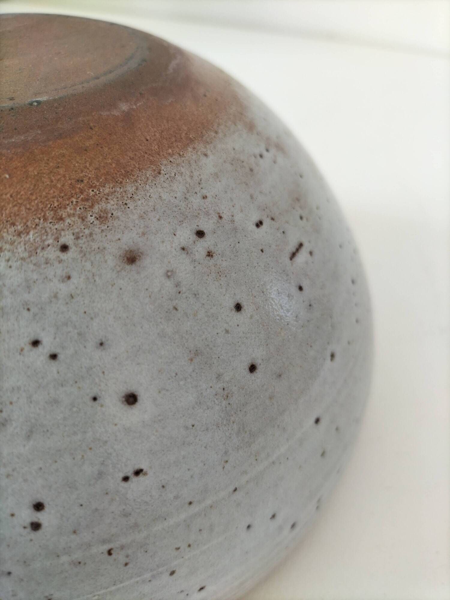 Ceramic cup from the Jeanne and Norbert Pierlot workshop (Ratilly)