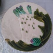 Two old asparagus plates in Salins barbotine