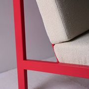 Paire de chauffeuses scandinaves vintage rouge et écru