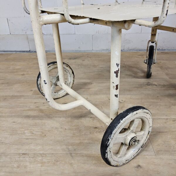 Chariot d'hôpital vintage en métal, grand, pour le linge, chariot d'infirmière.