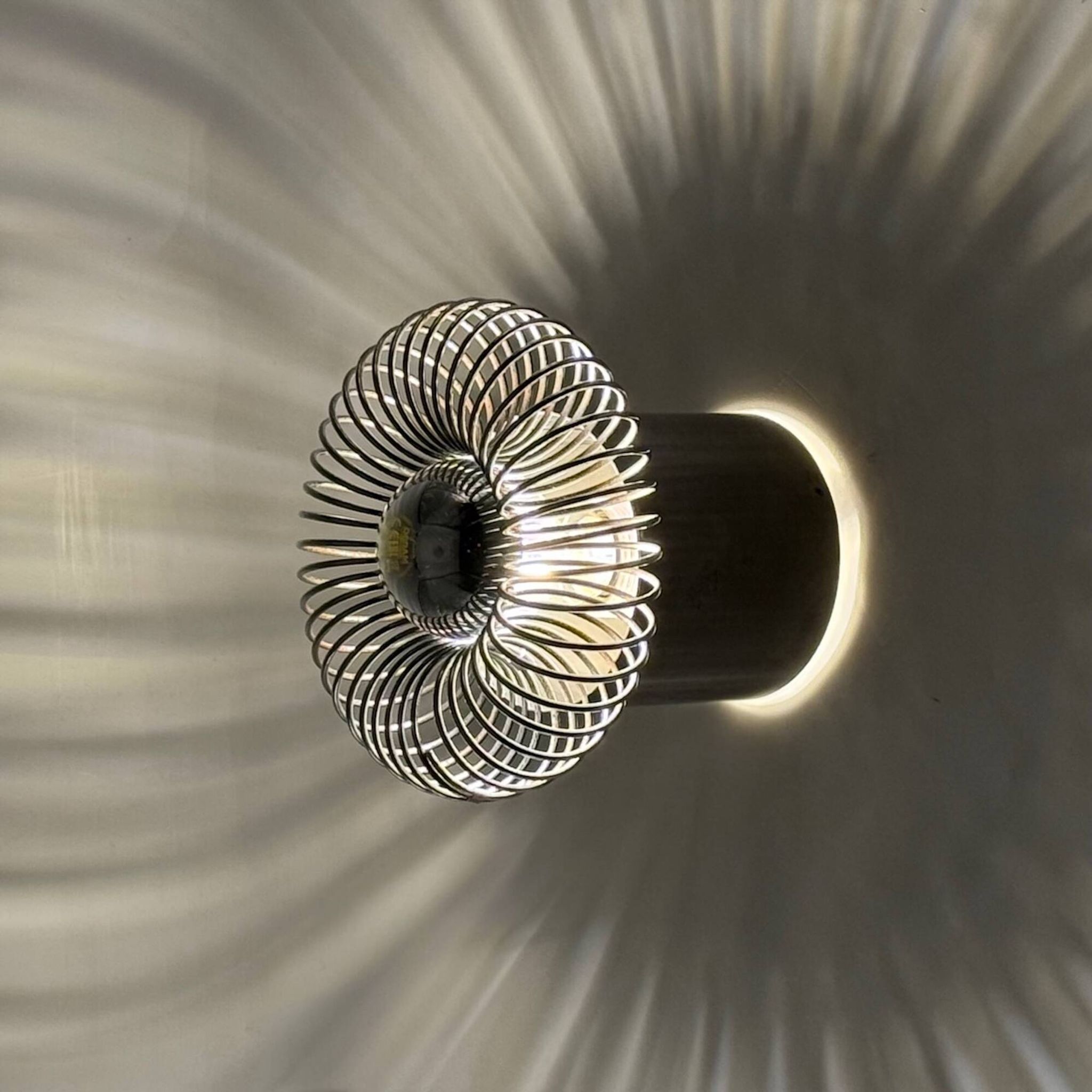 Applique spirale chromée Philippe Rogier pour Oxar France années 70