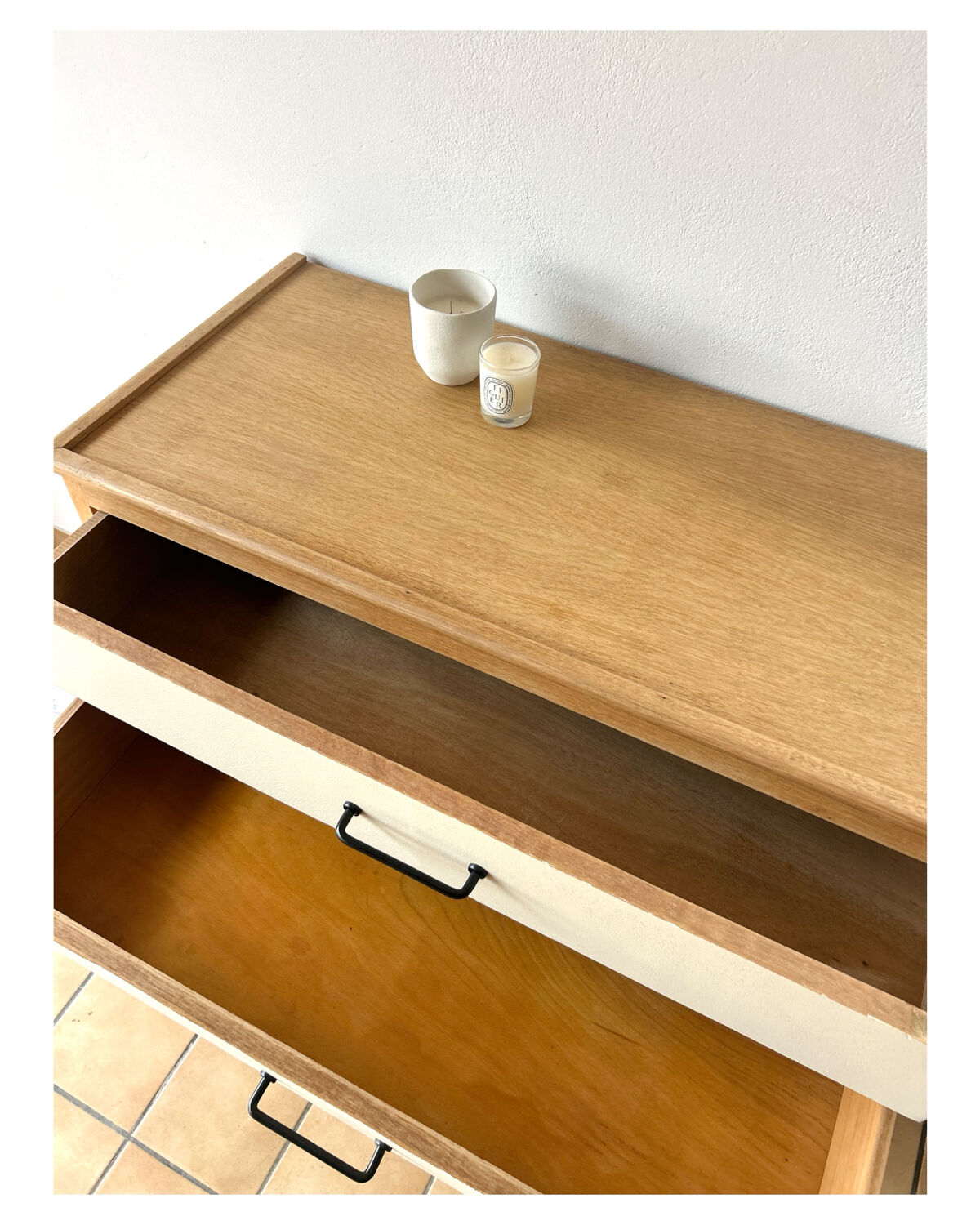 Vintage chest of drawers